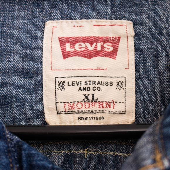 Upcycled Levi Strauss Jean Denim XL Shirt With Rooster, Southwestern, Boho - Picture 3 of 6